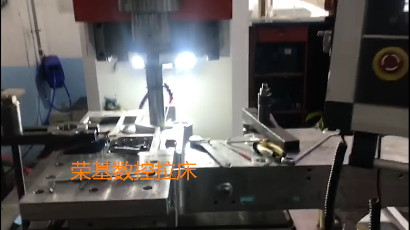 必威betway西汉姆KMC拉床Z新产品